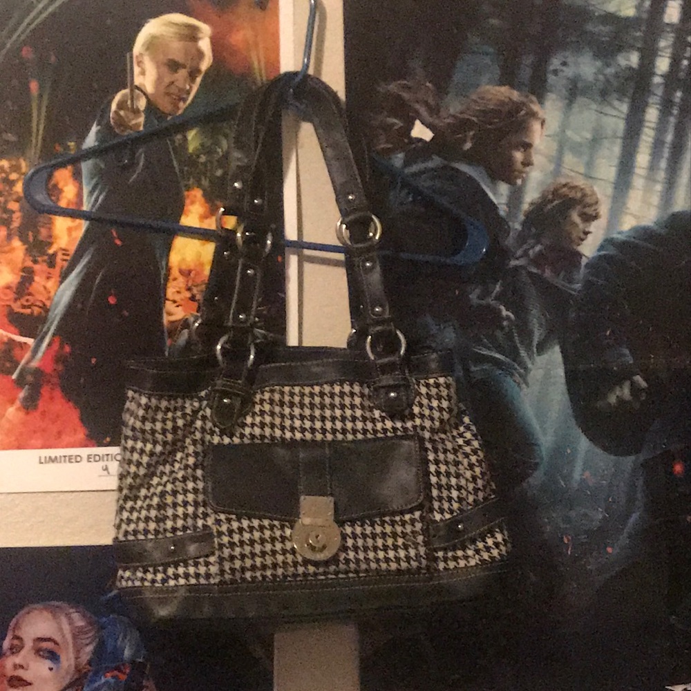 Simple classy purse